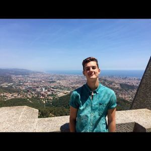 Meet your Posher, Adam